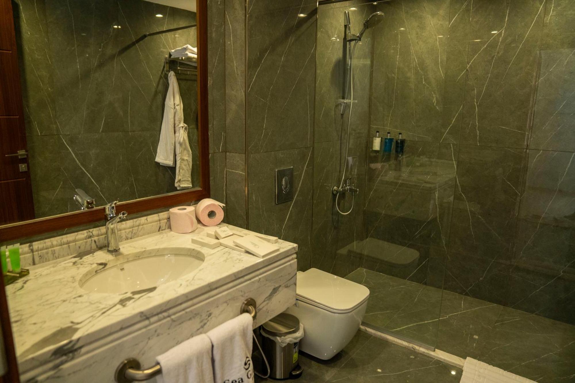 Sea Gate Resort Sweimeh 외부 사진